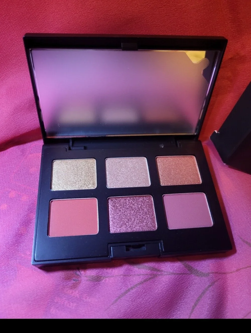 Makeup Color Street Eyeshadow Palette RED!